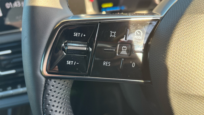 Renault 5 110kW Iconic Five Comfort Range 52kWh 5dr Auto Electric Hatchback